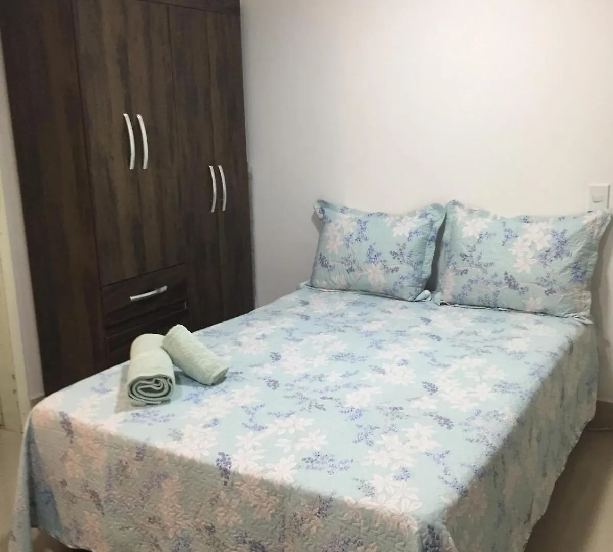Comodidades Na Av Que E Um Shopping A Ceu Aberto Brasilia 0*,  Brazil
